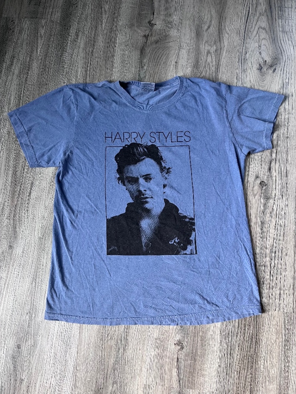 Harry Styles Concert Tour Photo T-Shirt large comfort colors One Direction